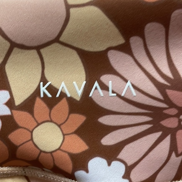 Kavala Flower Power Vintage Leggings Size XS - Picture 5 of 7